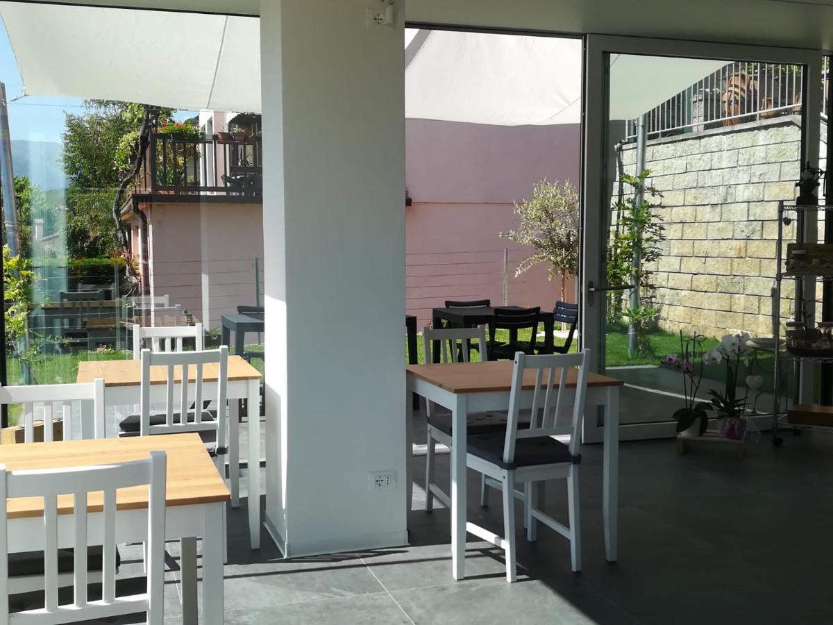Isera Bed And Breakfast Anna מראה חיצוני תמונה